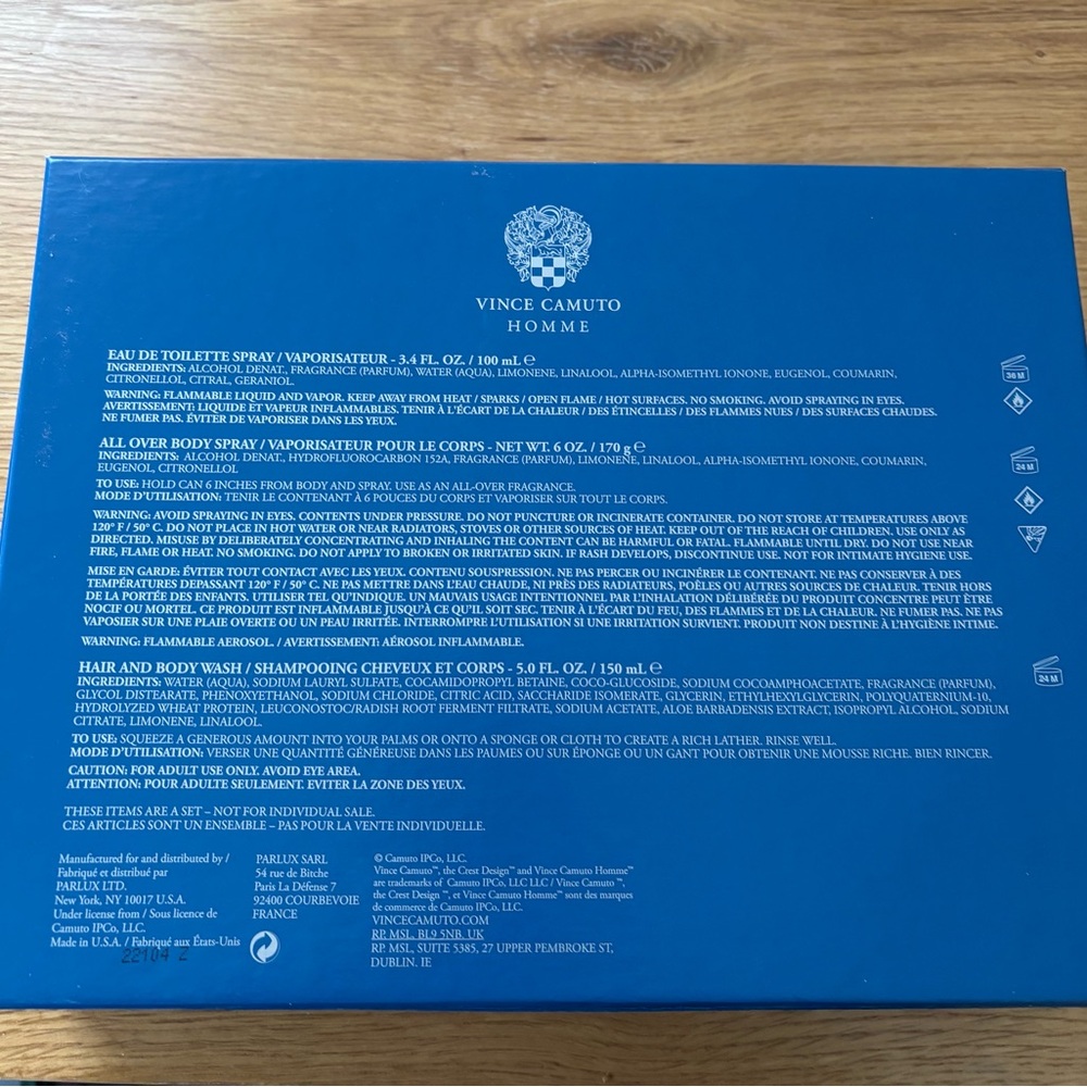 Vince Camuto Homme Blue Gift Box - Picture 3 of 3